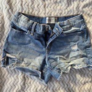 Abercrombie Kids Distressed Ripped Light Wash Jean Shorts Size 11/12
